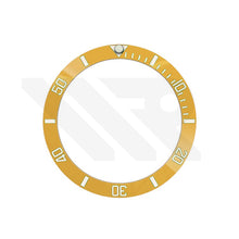 Lade das Bild in den Galerie-Viewer, SUB Keramik-Lünetteneinsatz mit abgeschrägter Kante für SKX/SRPD – Gelb/Weiß