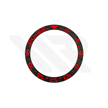 Lade das Bild in den Galerie-Viewer, Keramik-Lünetteneinsatz mit Carbon-Grain-Optik für SKX007 / SKX009 / SRPD – Schwarz/Rot