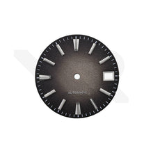 Lade das Bild in den Galerie-Viewer, Zifferblatt mit mattierter Oberfläche für Seiko Modell: GS Style Fume Brown