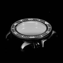 Carica l'immagine nel visualizzatore di Gallery, SKX / SRPD Flat Sapphire Crystal (Blue AR Coating)