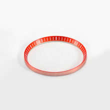Lade das Bild in den Galerie-Viewer, SKX / SRPD Chapter Ring: Red With White Markers