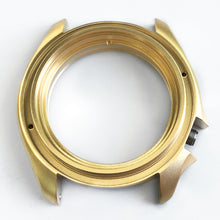 Cargar imagen en el visor de la galería, SKX / SRPD Stainless Steel Case: PVD Gold Matte Finish