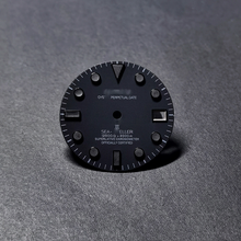 Load image into Gallery viewer, Matte Black Dial for Seiko Mod
