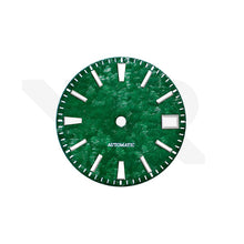Afbeelding in Gallery-weergave laden, Sea of Cloud GS Dial for Seiko Mod: Emerald Green with GS Indices
