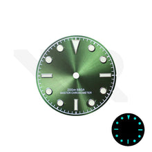 Afbeelding in Gallery-weergave laden, Blackbay Style Diver Dial for Seiko Mod: Sunburst Olive Green No Date
