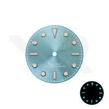 Afbeelding in Gallery-weergave laden, Blackbay Style Diver Dial for Seiko Mod: Sunburst Icy Blue
