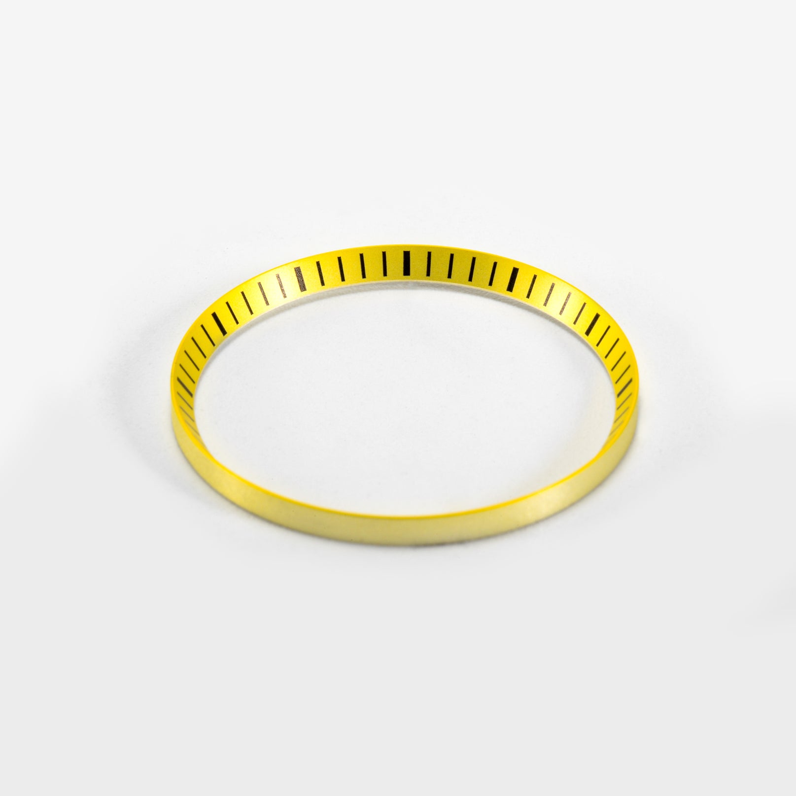 Seiko Mod SKX / SRPD Chapter Ring: Yellow With Black Markers – WR
