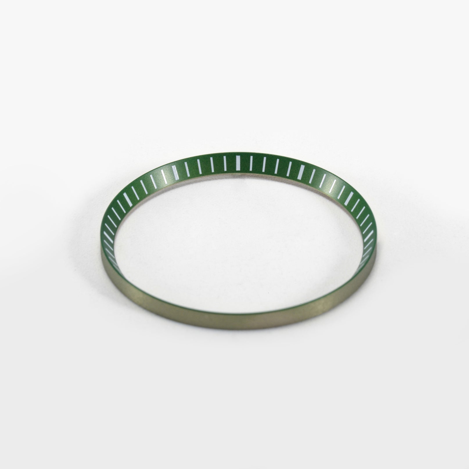 Seiko Mod SKX / SRPD Chapter Ring: Dark Green With White Markers
