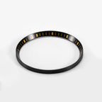 SKX / SRPD Chapter Ring: Schwarz mit goldenen Markierungen