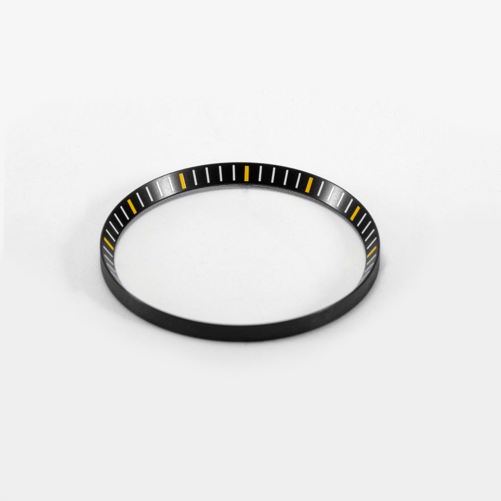 Seiko Mod SKX / SRPD Chapter Ring: Black With Yellow Markers