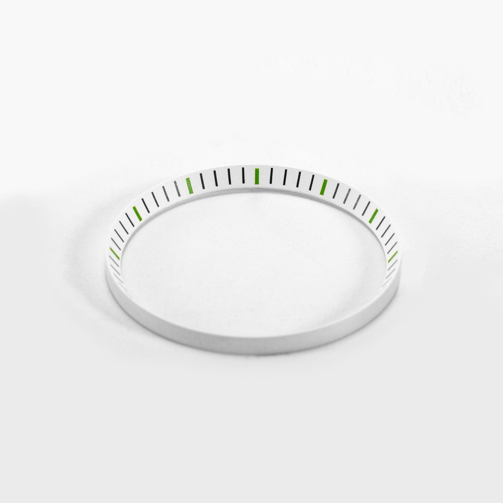 Seiko Mod SKX / SRPD Chapter Ring: White With Green Markers