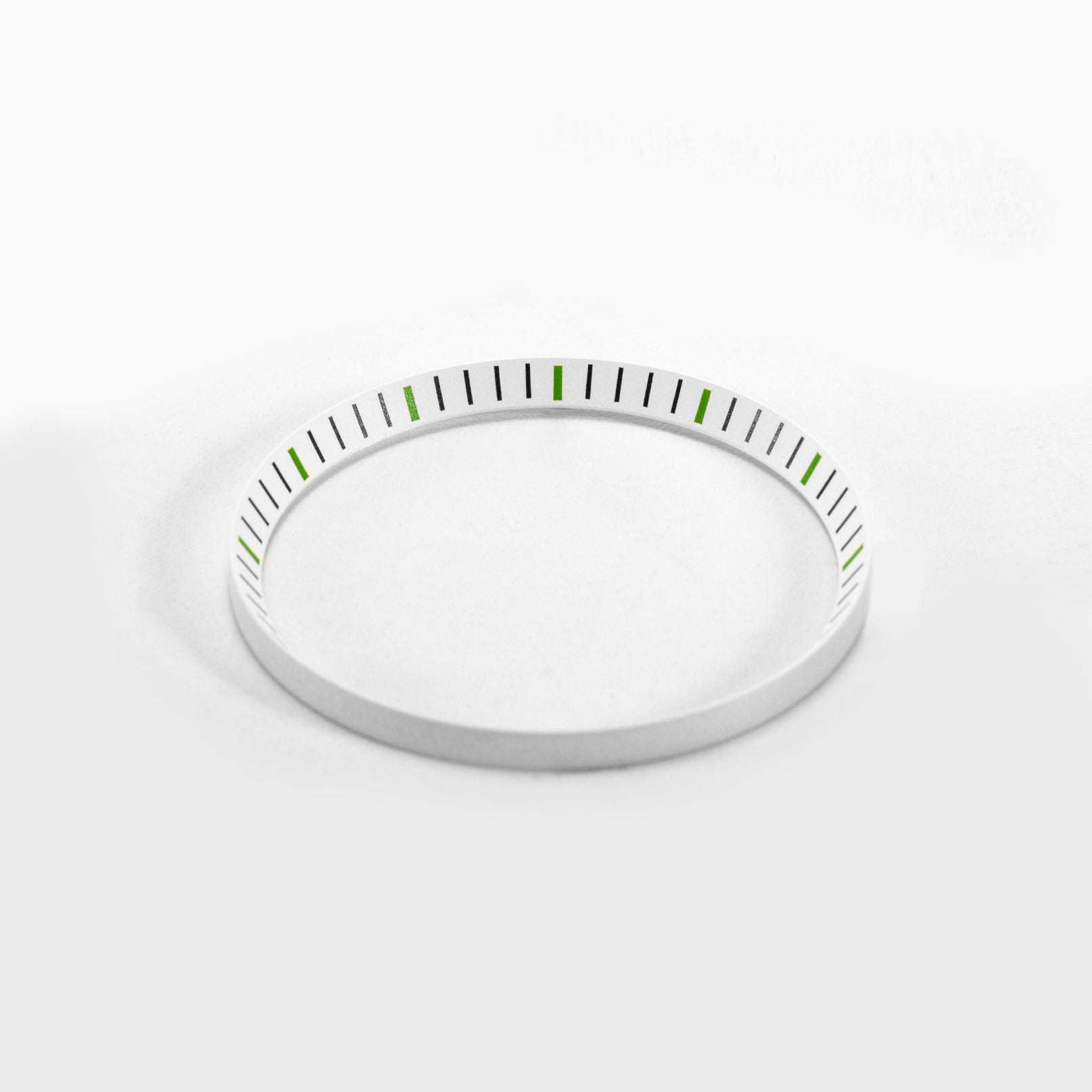 Seiko Mod SKX / SRPD Chapter Ring: White With Green Markers