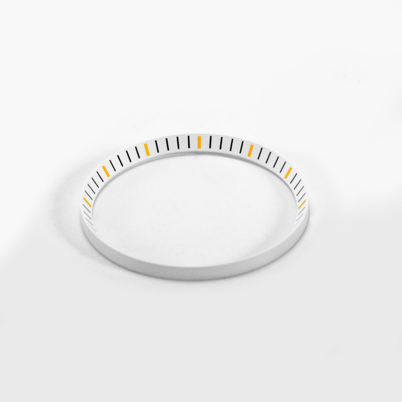 Seiko Mod SKX / SRPD Chapter Ring: White With Yellow Markers